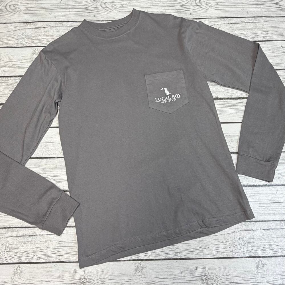 Local Boy Outfitters Long Sleeve T-Shirts Size Small
